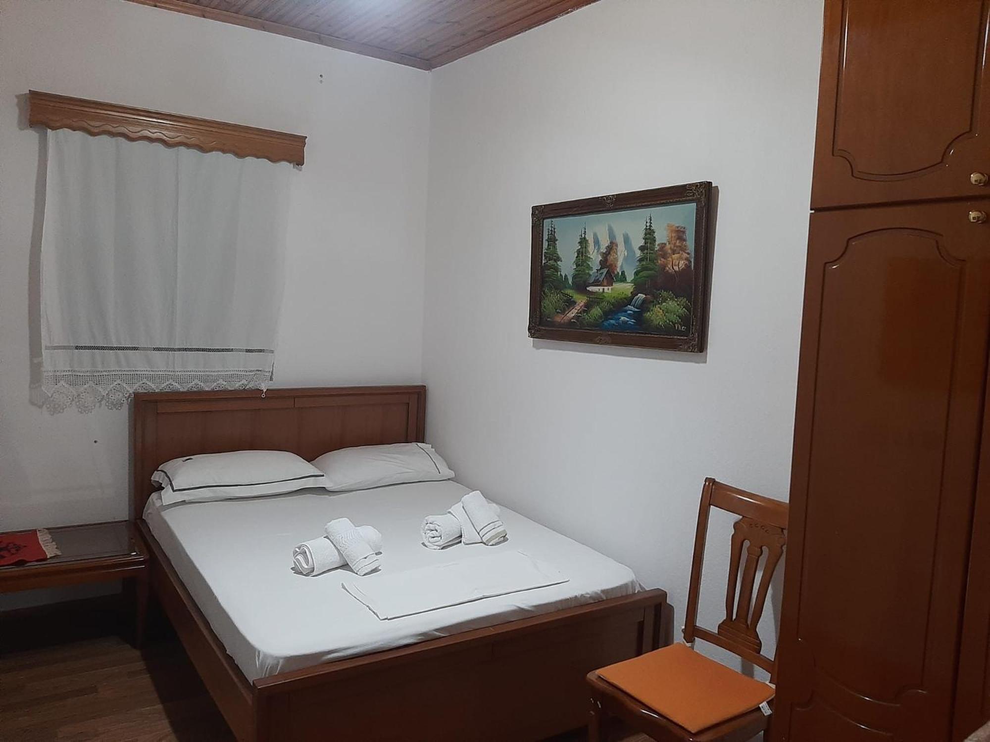 Bazzar 2 Gjirokastër Exterior foto